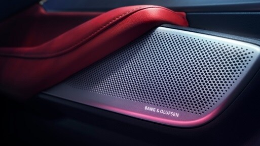 ZDX配備Bang & Olufsen豪華音響 ZDX配備Bang & Olufsen豪華音響