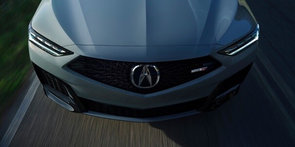 Urban Gray Pearl色Acura MDX Type S Advance車型的前方視角 Urban Gray Pearl色Acura MDX Type S Advance車型的前方視角