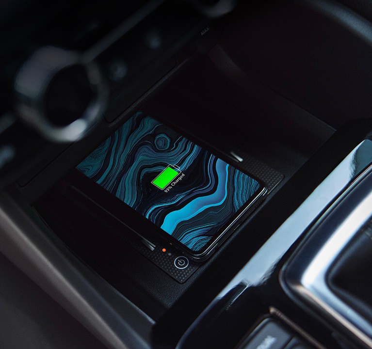 2026 Acura Integra配備無線充電器。