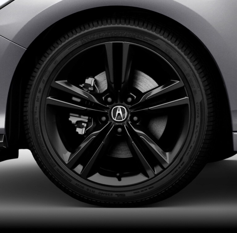 2026 Acura Integra供應18吋Berlina Black色。
