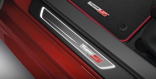 2026 Acura Integra Type S發光門檻飾條配件。