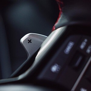 2026 Acura Integra換檔撥片。 2026 Acura Integra換檔撥片。