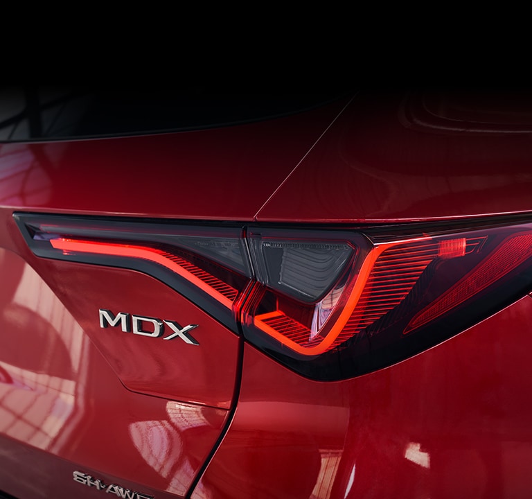 2022 Acura MDX A-Spec尾燈亮起