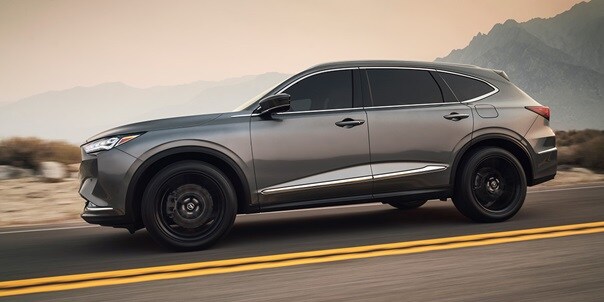 2022 Acura MDX Liquid Carbon Metallic色的時尚現代設計