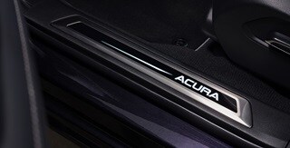 Acura 2022 RDX門檻飾板(Acura原廠配件提供) Acura 2022 RDX門檻飾板(Acura原廠配件提供)