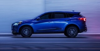 Apex Blue Pearl色的Acura 2023 RDX Apex Blue Pearl色的Acura 2023 RDX