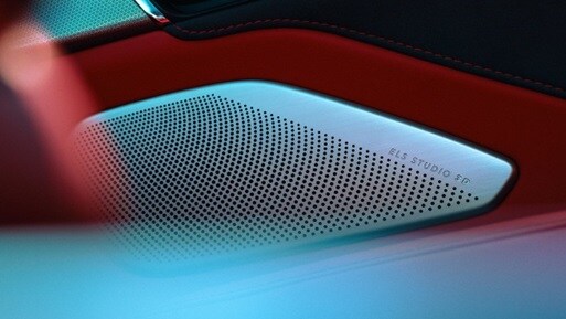 Acura 2026 RDX SH-AWD搭載A-Spec先進組合與Red色內裝，展示ELS STUDIO®高級音響
