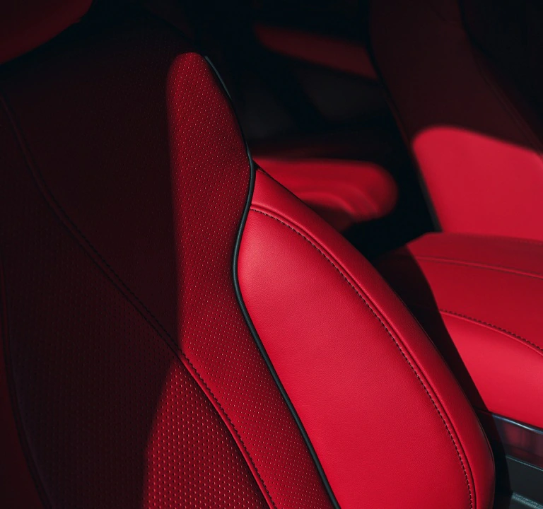 Acura 2026 RDX A-Spec®設計採用Ultrasuede™內裝 Acura 2026 RDX A-Spec®設計採用Ultrasuede™內裝