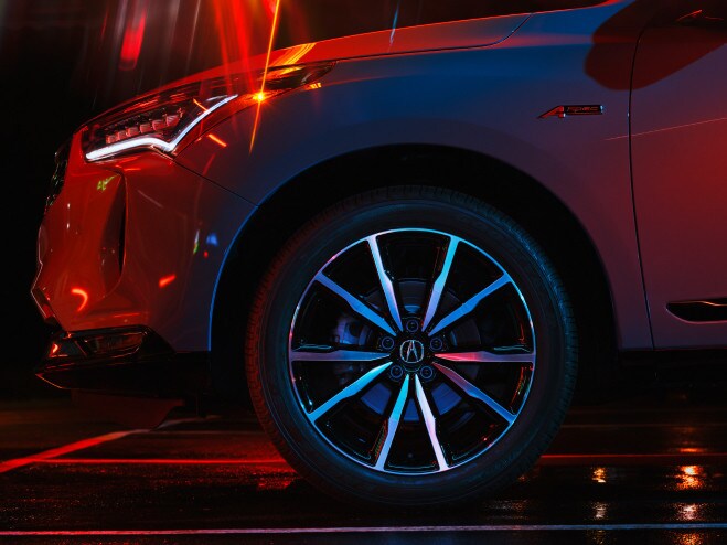 Acura 2026 RDX配備獨特的20吋Berlina Black色機製合金輪圈