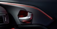 2025 Acura TLX A-Spec組合與Ebony色內裝,搭配原裝材料。 2025 Acura TLX A-Spec組合與Ebony色內裝,搭配原裝材料。