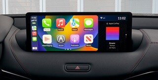 2025 Acura TLX A-Spec組合和Ebony色內裝,配備Apple CarPlay®*相容性。 2025 Acura TLX A-Spec組合和Ebony色內裝,配備Apple CarPlay®*相容性。