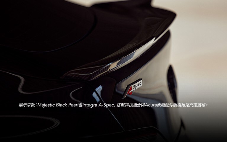 Acura Integra碳纖維尾門擾流板配件特寫
