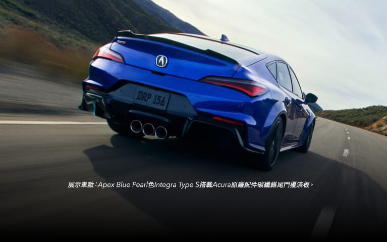 Apex Blue Pearl色的Acura Integra Type S3/4後方視角